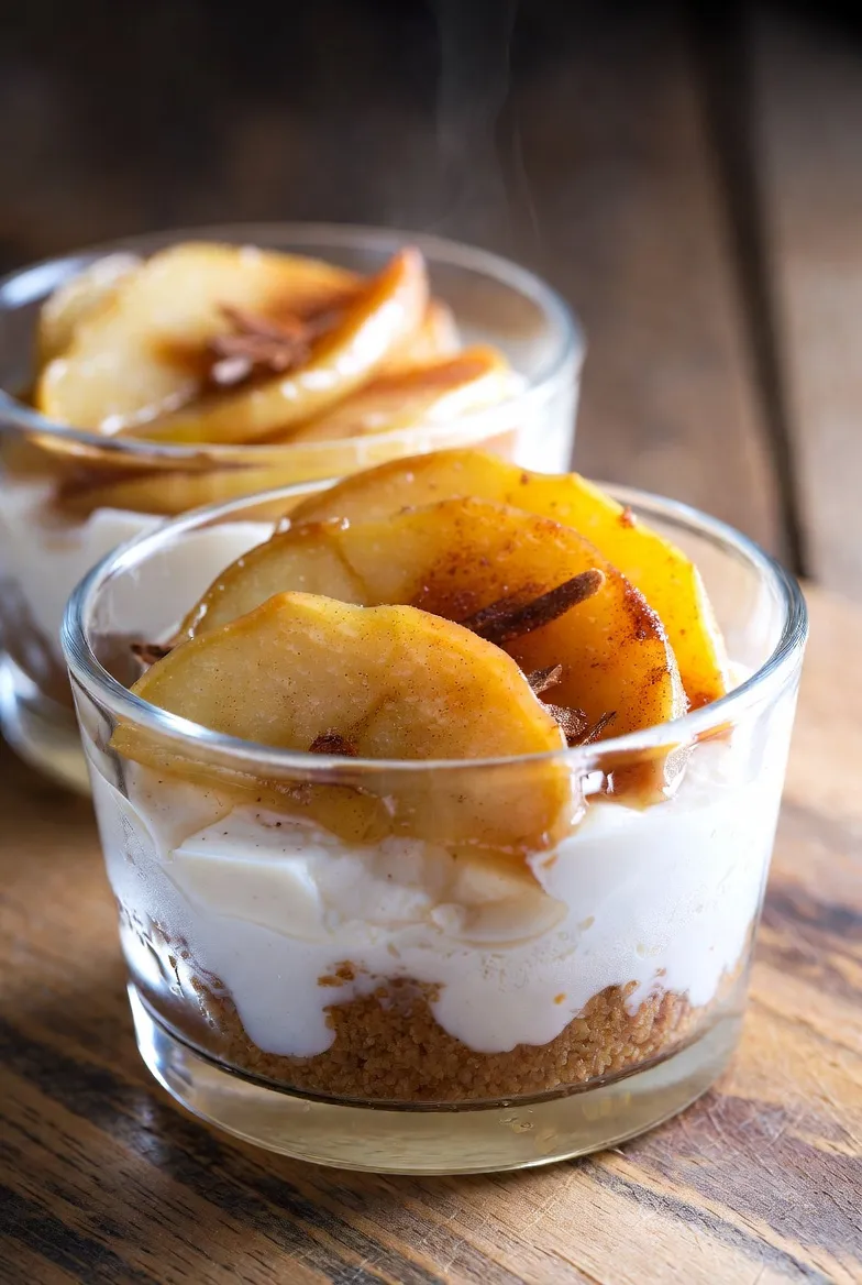 Cinnamon Apple Cheesecake Cups